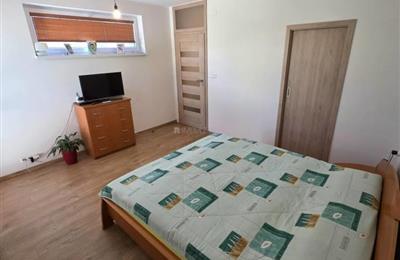 manželská spálňa so šatníkom