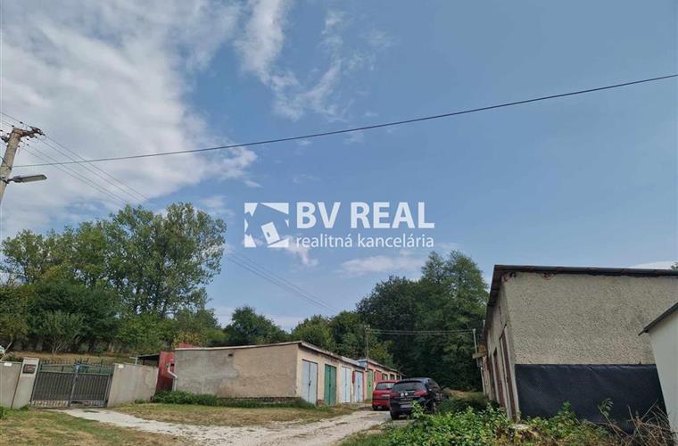Hromadná garáž, Predaj, Handlová - -